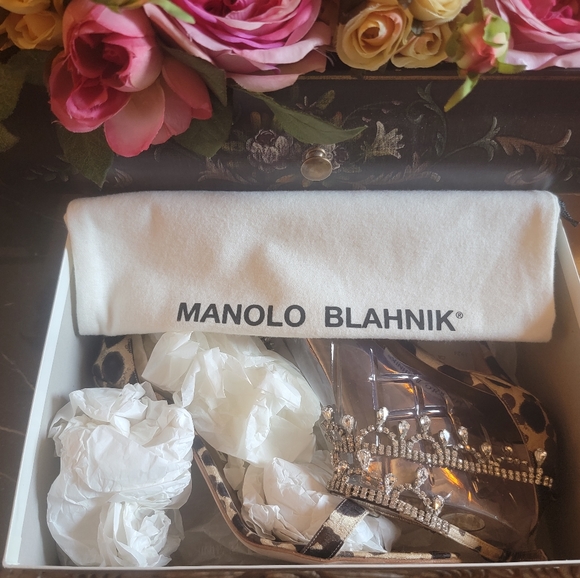 Brand New RARE Manolo Blahnik Jeweled Houristra Strappy Sandals - Picture 7 of 16